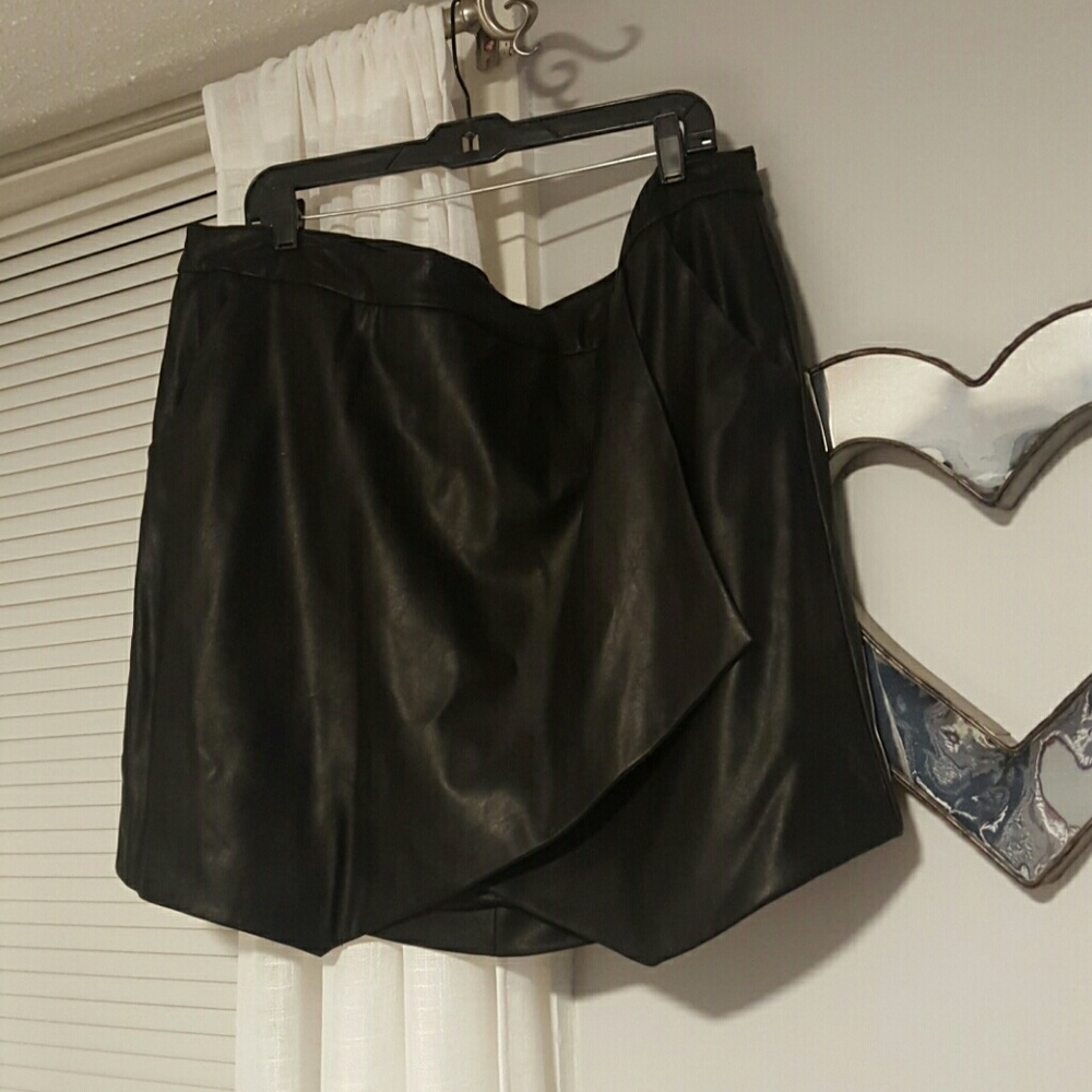 Black pleather mini  skirt